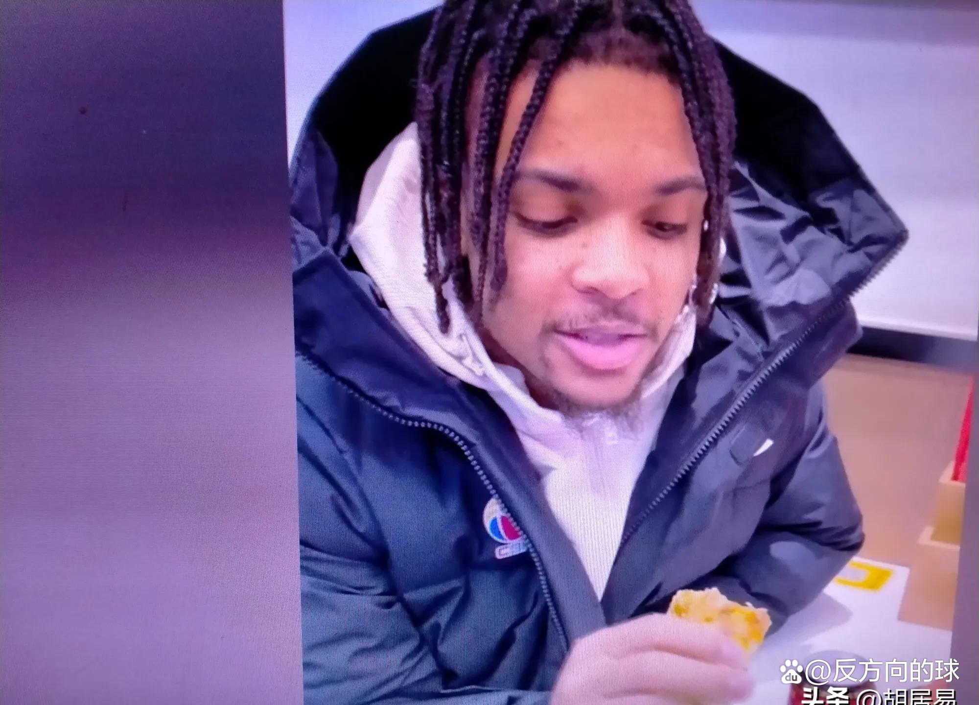 乐鱼体育娱乐-新疆广汇今晨止住颓势转折点上海海港篮板制胜，连对手都承认：里昂手感冰凉备战社区盾(新疆广汇球员)