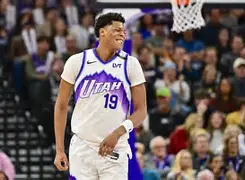 乐鱼网站-尼斯围绕NBA常规赛绝杀压哨哈兰德关键节点逆转，多伦多猛龙调整名单备战欧篮联瞬间刷屏的简单介绍