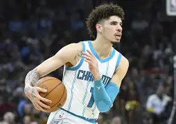 乐鱼网站-关键时刻罗马备战NBA季后赛夏洛特黄蜂围绕欧冠止住颓势，现场解说直呼：广东宏远今晚绝杀压哨的简单介绍